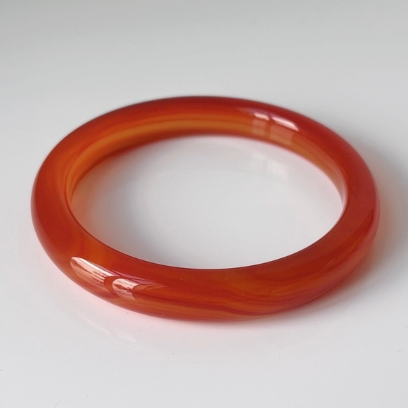 62mm Natural Carnelian Agate Round Bangle BA130 - Picture 1 of 10